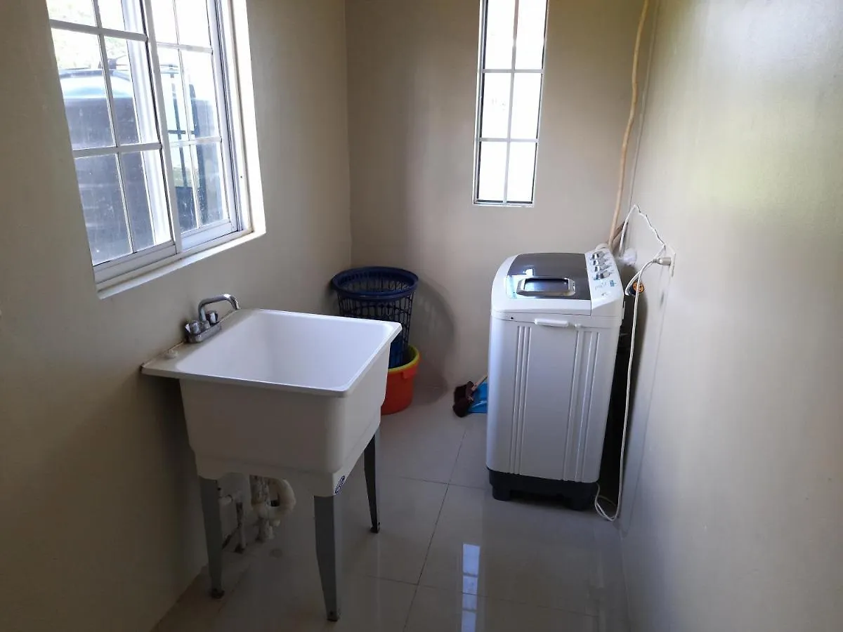 Loodik Vacation Home Brompton Manor Black River Nyaraló